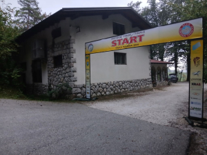 Obsežne priprave za sobotni finale svetovnega prvenstva na Veliki planini že v polnem teku