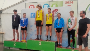 Tine Žižmond in Klara Močnik (KGT Papež), mladinski državni prvak in prvakinja v Podbrdu